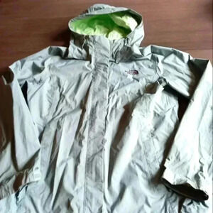 North Face Women's Venture jacket
